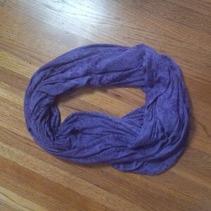 Soybu infinity scarf
